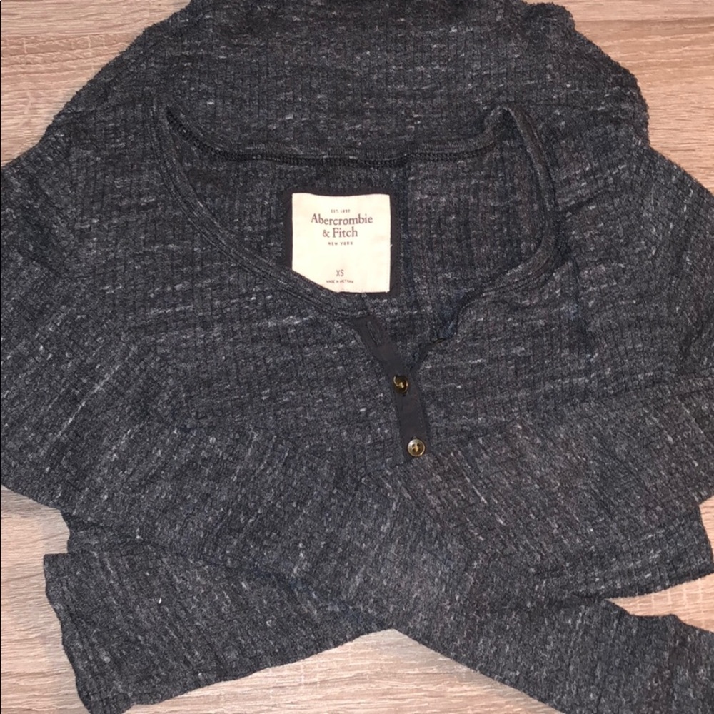 COMFY Henley charcoal